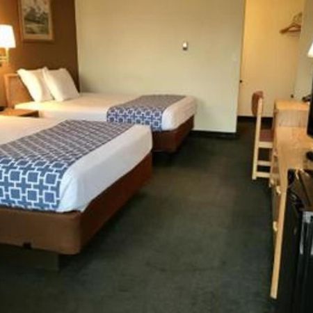 Travelodge By Wyndham Powell Екстер'єр фото