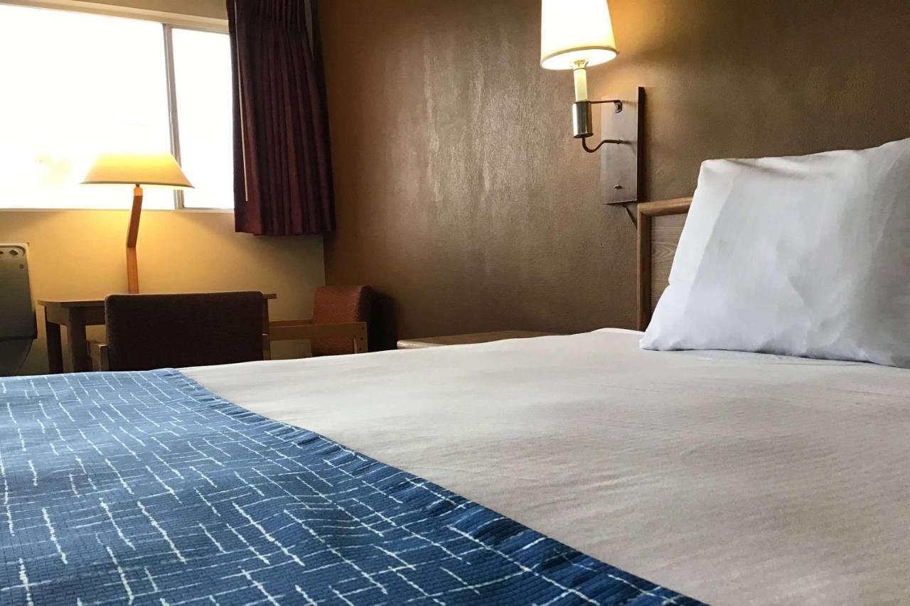 Travelodge By Wyndham Powell Екстер'єр фото