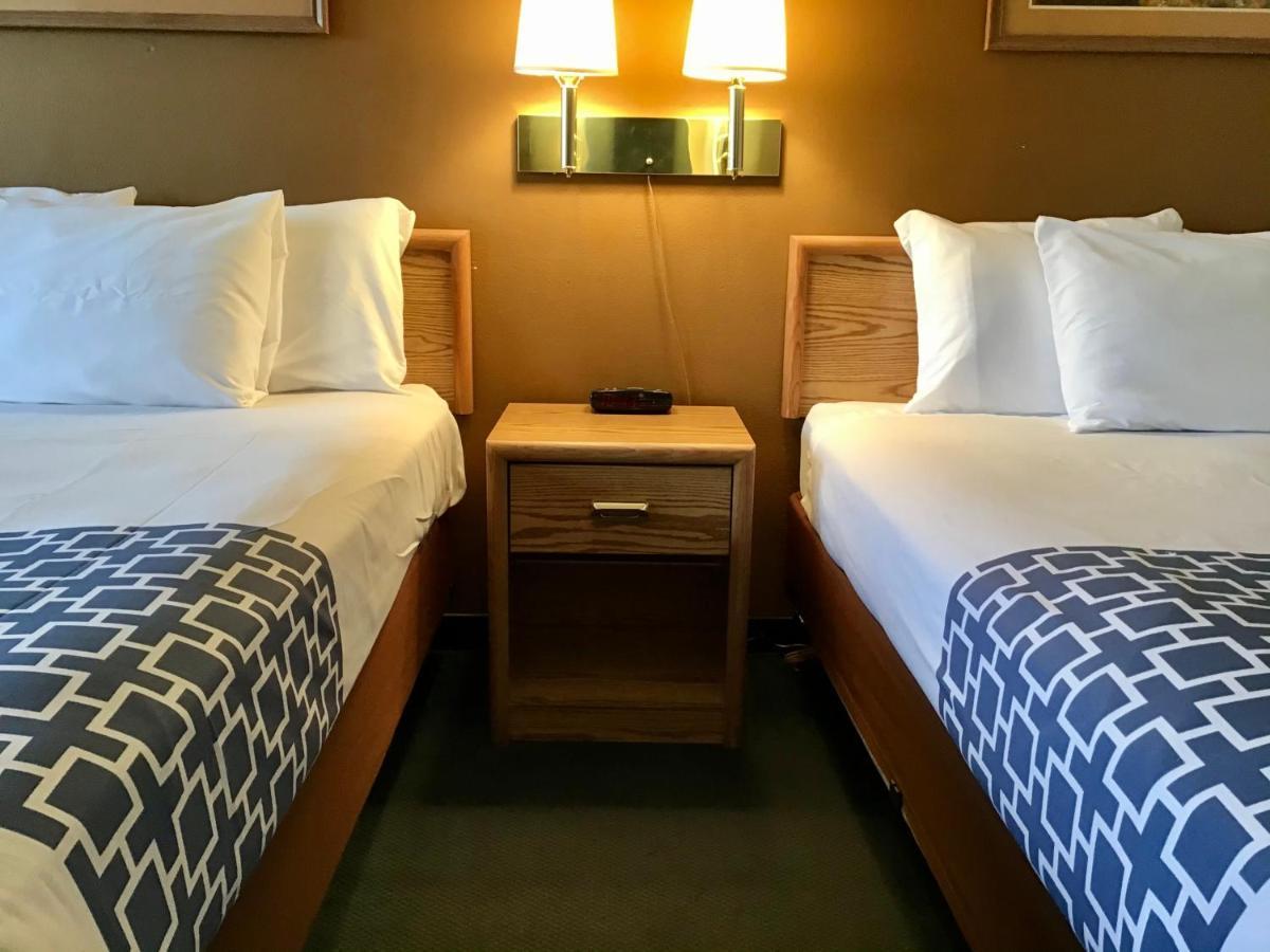 Travelodge By Wyndham Powell Екстер'єр фото