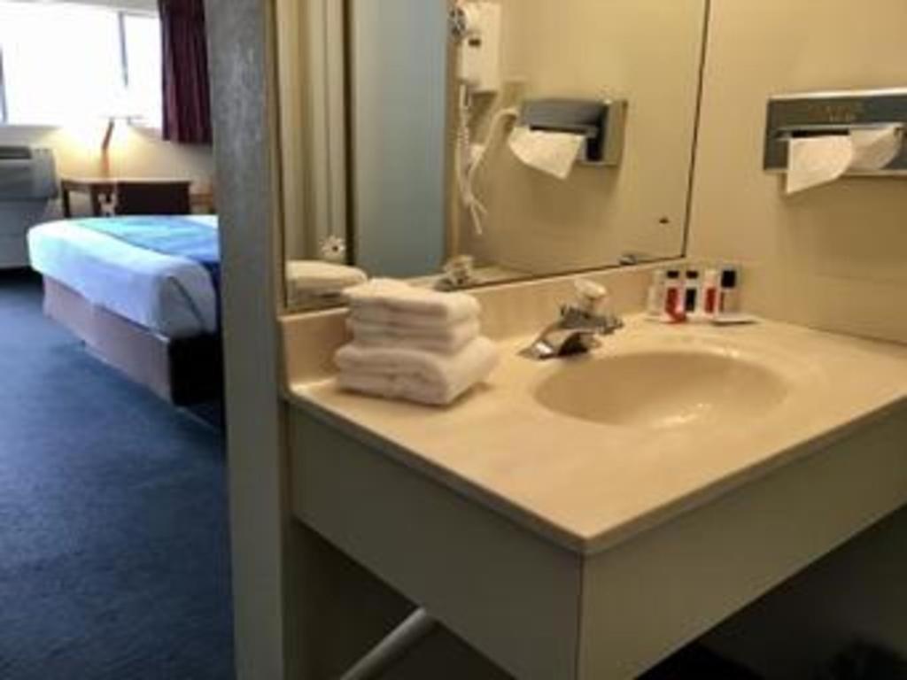 Travelodge By Wyndham Powell Екстер'єр фото