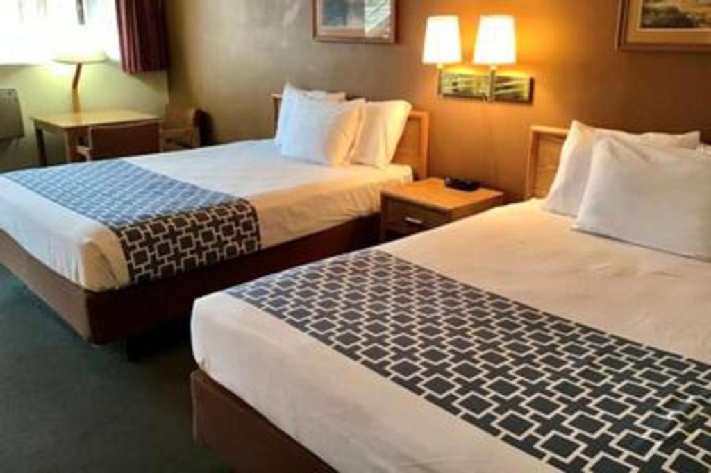 Travelodge By Wyndham Powell Екстер'єр фото